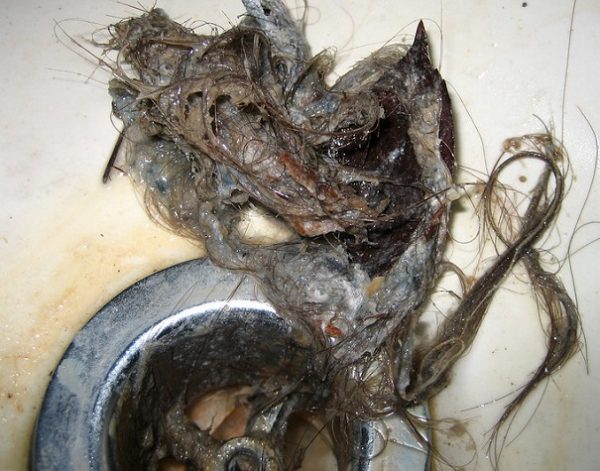 how to get hair out of shower drain