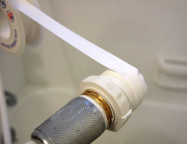 how to remove water restrictor from delta shower head